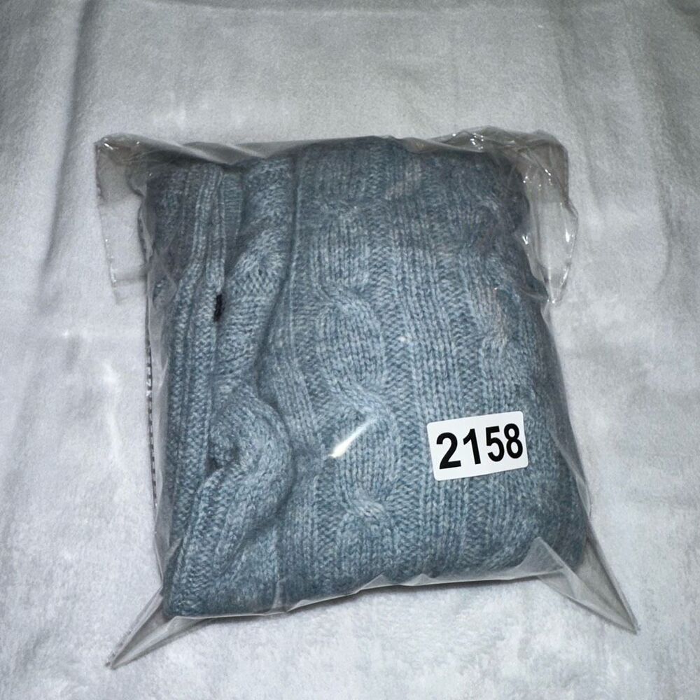 Abercrombie Kids 100% Wool Hooded Sweater Blue Gray Small Gently Worn - Picture 12 of 12
